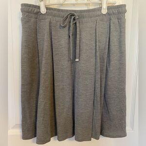 Lacoste women’s sport pleated grey skirt- lyocell blend Size 38-M